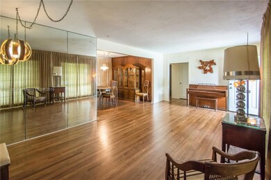 Large Living room with dining room