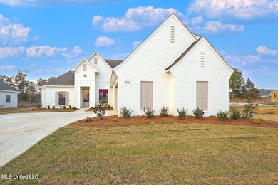 400 Aurora Cir, Canton, MS 39046 - photo 2