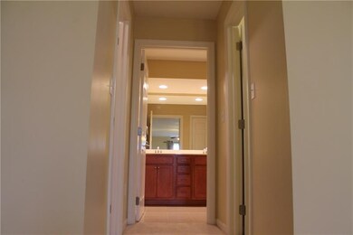 The master suite continues.....