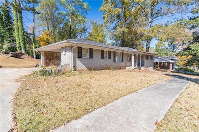 1747 Glenhaven Cir, Decatur, GA 30035 - photo 5