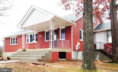 9712 Woodberry St, Lanham, MD 20706 - photo 2