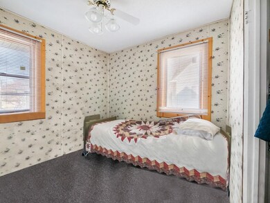 7302 SW 15th St, Des Moines, IA 50315 - photo 4