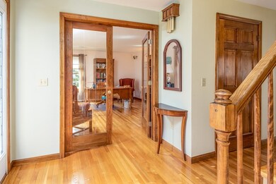 16 Dogwood Cir, Holden, MA 01520 - photo 7