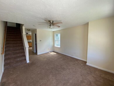 69 Stocker St unit 71, Springfield, MA 01129 - photo 4