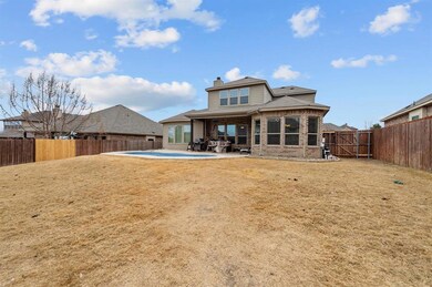 1645 Signature Dr, Weatherford, TX 76087 - photo 3