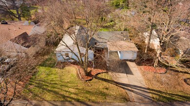 414 S Verlinden Ave, Lansing, MI 48915 - photo 2
