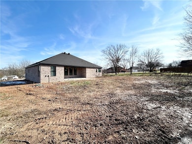 17 Olmsted Cir, Bella Vista, AR 72715 - photo 2