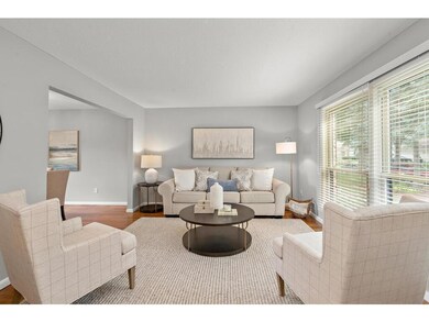 10315 Quaker Ln N, Maple Grove, MN 55369 - photo 5