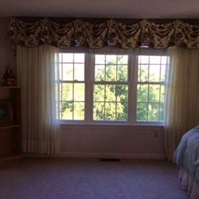 240 Bridle Cross Rd unit 240, Fitchburg, MA 01420 - photo 6