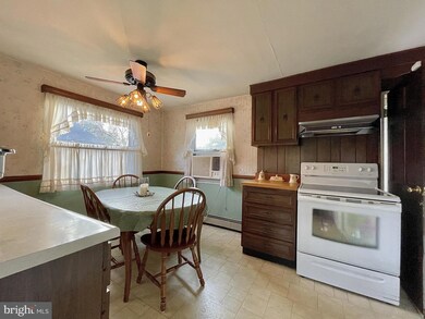 305 Frazer Place, New Castle, DE 19720 - photo 4