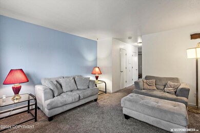 04-Living Room