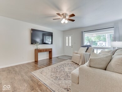 1210 E Adams Dr, Franklin, IN 46131 - photo 4