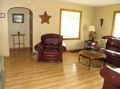 2633 Caughey Rd, Erie, PA 16506 - photo 2