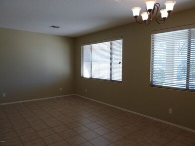 2581 W Patagonia Way unit 43, Phoenix, AZ 85086 - photo 4