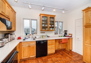 10 Irving St unit 2, Somerville, MA 02144 - photo 4