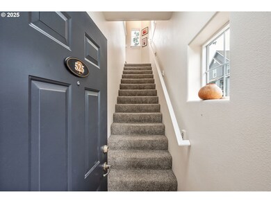 525 Springtree Ln, West Linn, OR 97068 - photo 2