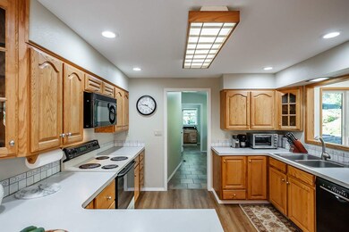 33912 Marys River Estates Rd, Philomath, OR 97370 - photo 6