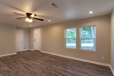 1610 Heard-FB-4
