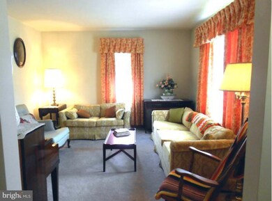 5564 Oakland Rd, Halethorpe, MD 21227 - photo 6