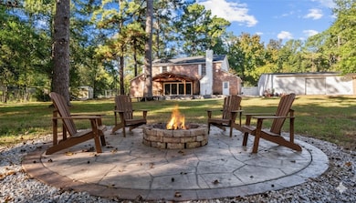 402 Placid Lake Ln, Magnolia, TX 77354 - photo 2