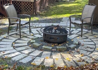 259 High Ridge Rd, Dingmans Ferry, PA 18328 - photo 4