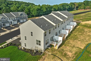 4363 Blackburn Dr, Stewartstown, PA 17363 - photo 4