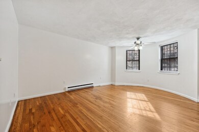 102 E Brookline St unit B, Boston, MA 02118 - photo 3