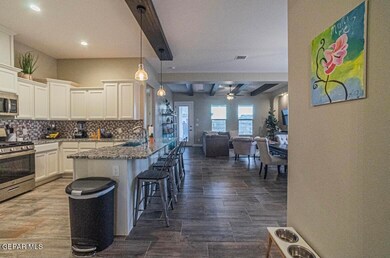 1077 Gaitan St, El Paso, TX 79928 - photo 7