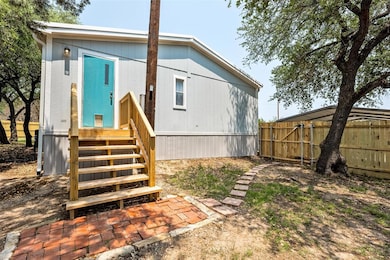 2512 Elk Trail, Granbury, TX 76048 - photo 4