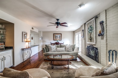 10284 Briar Forest Dr unit 26/1, Houston, TX 77042 - photo 6