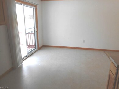 dining room with sliding door to deck