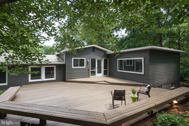 2003 Bedford Ln, Alexandria, VA 22307 - photo 3