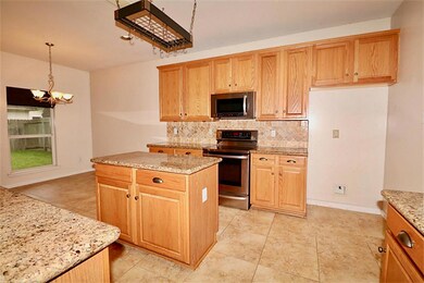 3017 Ashton Park Dr, Pearland, TX 77584 - photo 7