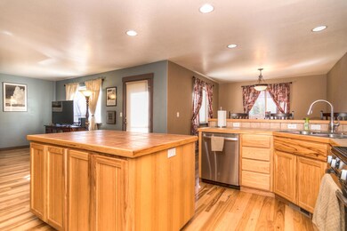Clairway Ave 21167 Web (14 of 42)