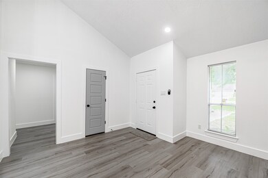 10931 Mackenzie Dr, Houston, TX 77086 - photo 2