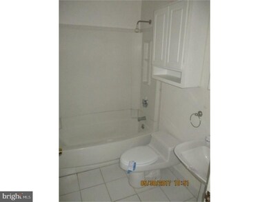 14 Chelsea Ct, Lindenwold, NJ 08021 - photo 2