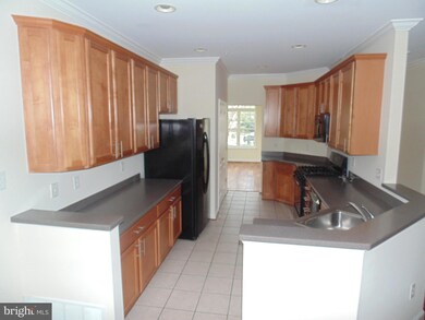 9715 Evening Bird Ln, Laurel, MD 20723 - photo 4