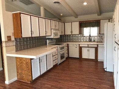 3025 Del Sur, Alamogordo, NM 88310 - photo 6