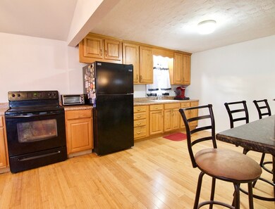 74 Brighton St, Springfield, MA 01118 - photo 6