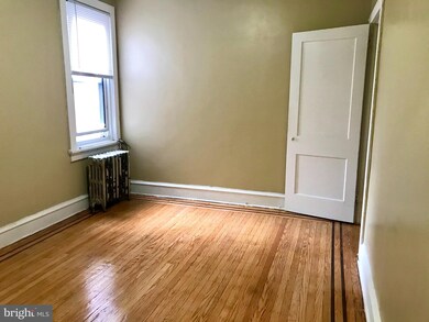 618 W Maple Ave unit 2ND FLOOR, Merchantville, NJ 08109 - photo 7