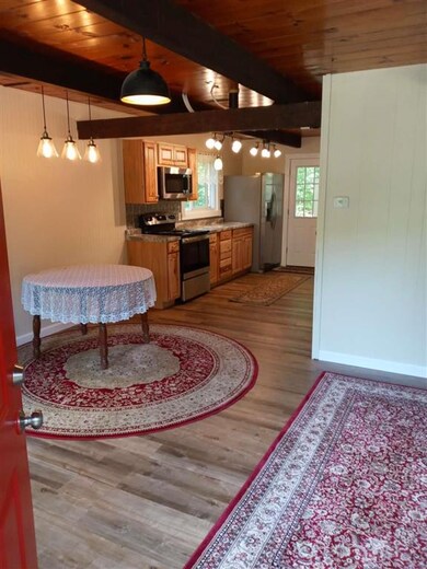 21 Birch Tree Ln, Hillsborough, NH 03244 - photo 4