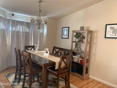 4002 Lakehurst Circle, #6 Dining room