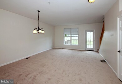 7128 Ladd Cir, Frederick, MD 21703 - photo 2