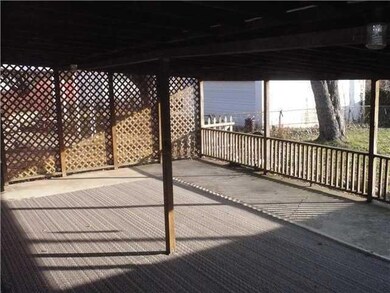 1063 Loring Rd, Columbus, OH 43224 - photo 6