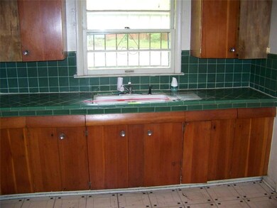 3214 E Gregory Blvd, Kansas City, MO 64132 - photo 3