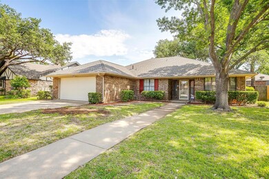 2505 Sunshine Ct, Bedford, TX 76021 - photo 2