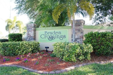Braden Crossings entrance