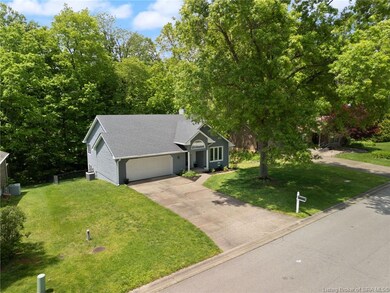 4631 Shadyview Dr, Floyds Knobs, IN 47119 - photo 3