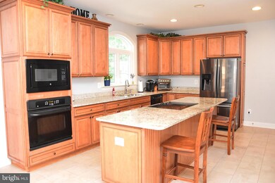 22902 S Pembrook Dr, Hollywood, MD 20636 - photo 5