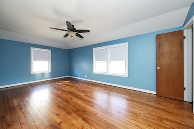 718 Suffolk Ave, Westchester, IL 60154 - photo 6